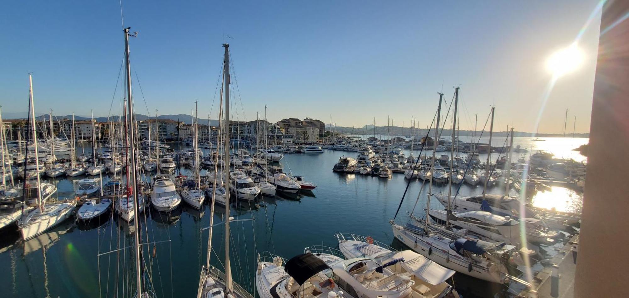 Residence Cap Hermes, Incroyable Vue Sur Le Port, Fréjus Exterior foto